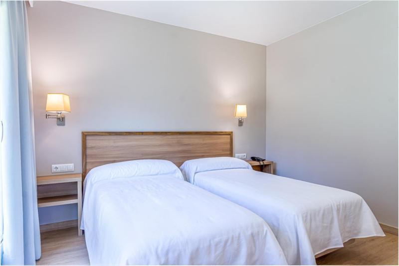Hotel Jaume D'Urgell Balaguer Luaran gambar